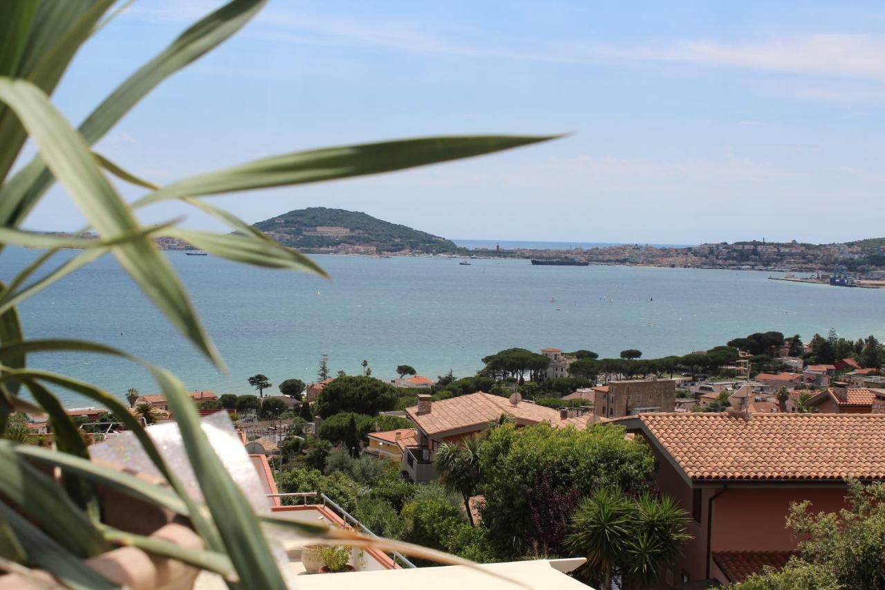 Blumarine Dh Villa Formia Luaran gambar