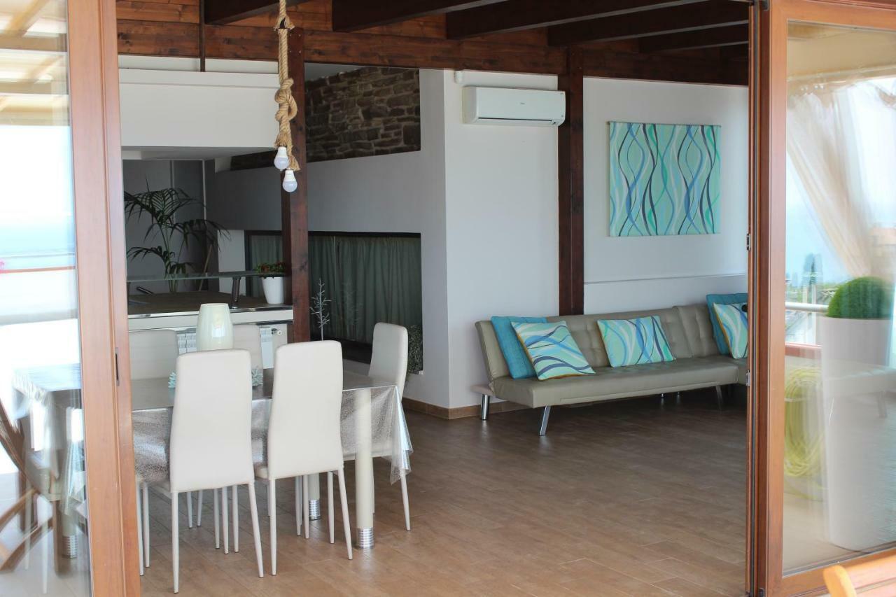 Blumarine Dh Villa Formia Luaran gambar